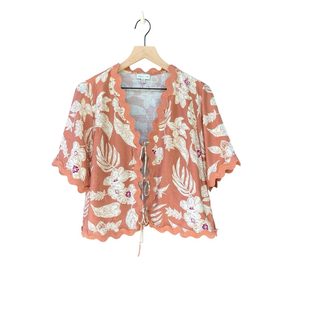 Adelyn Rae Floral Tie Front Crop Top Rayon Scalloped Light Rust Size M NWOT